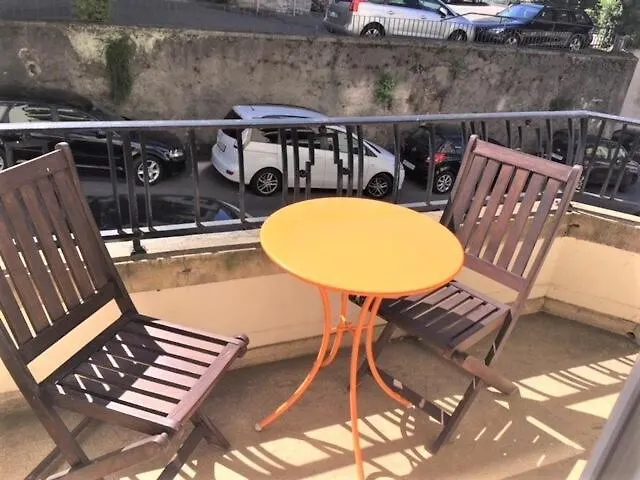 9 Minutes From Train Statio Apartment