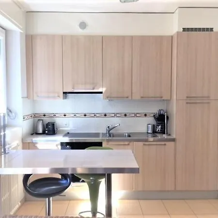 9 Minutes From Train Statio Lejlighed *